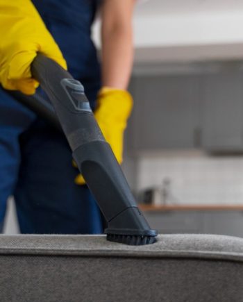 On-Site Surface Maintenance For High-End Dining Tables